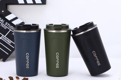 Custom travel coffee mug with plastic lid (6)