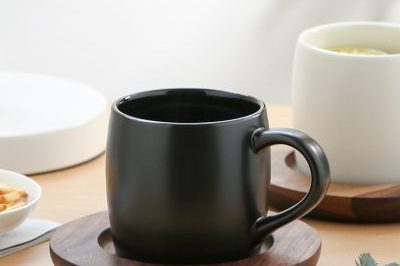 Extra large continental ceramic coffee mugs with cushion (3)