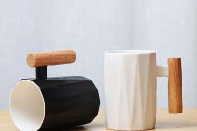 Ins nordic wooden handle literary ceramic mug (1)