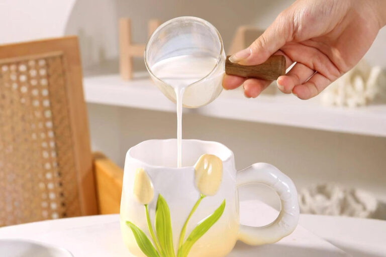 Ceramic Cup with Gradient Underglaze Design